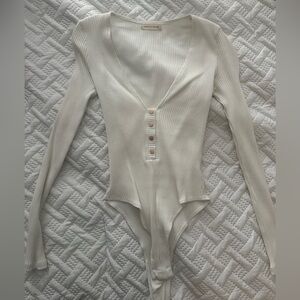 White long sleeve body suit